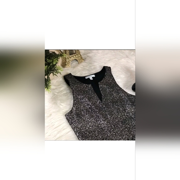 SOPRANO SIZE S SMALL DRESSY BLACK GLITTERY GOLD METALLIC MINI DRESS - Picture 2 of 6